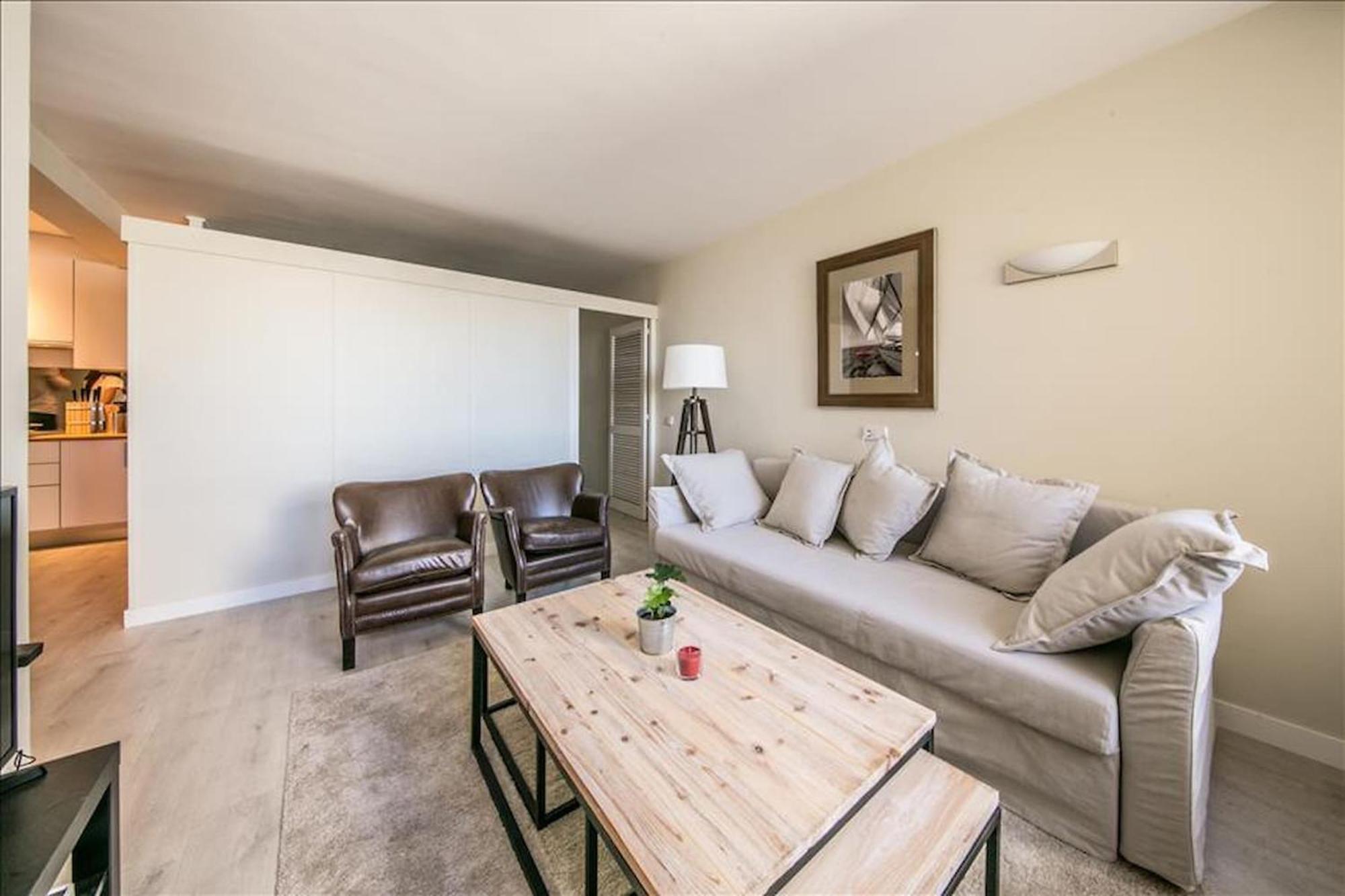 Colon Suites Madrid Exterior foto